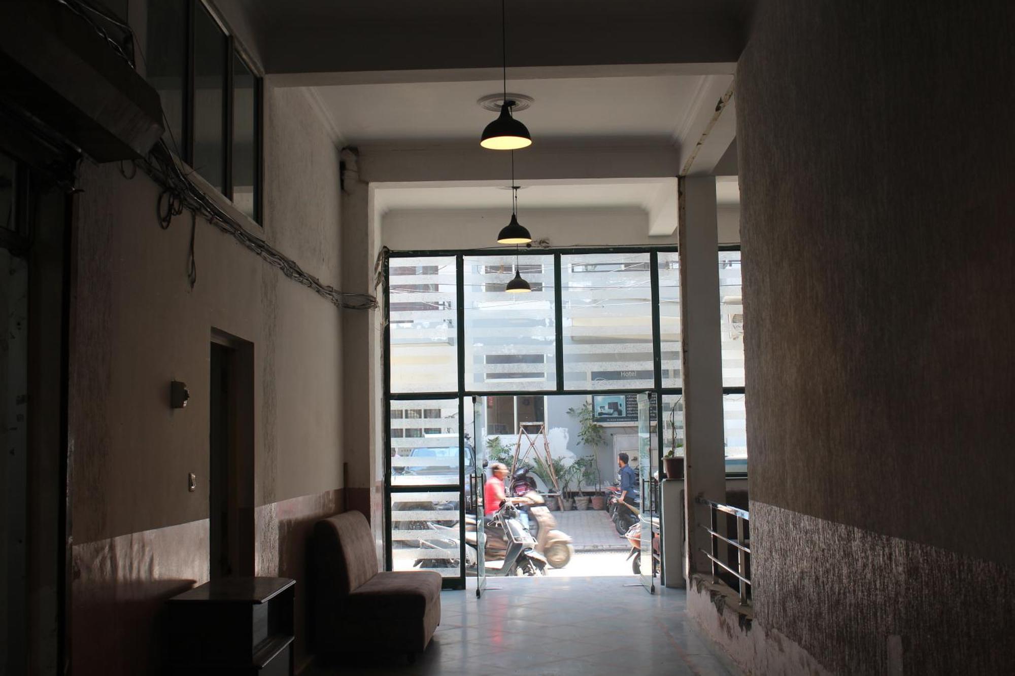 Shree Chitra Residency By Grb Hotel Haridvár Kültér fotó
