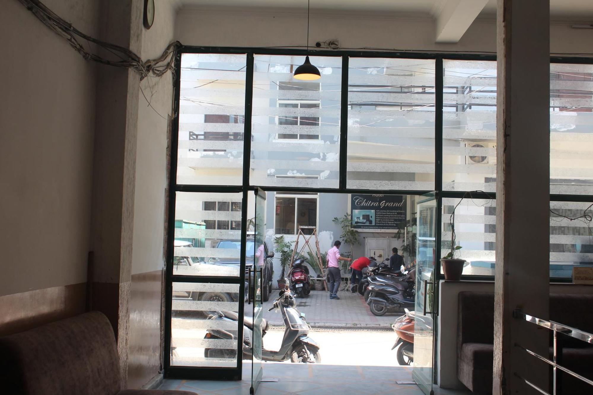 Shree Chitra Residency By Grb Hotel Haridvár Kültér fotó
